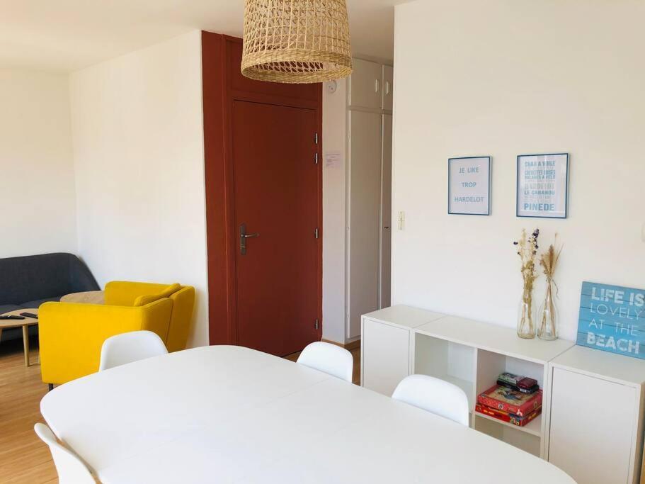 Appartement B De Charme Lumineux Нефшатель-Ардело Екстер'єр фото