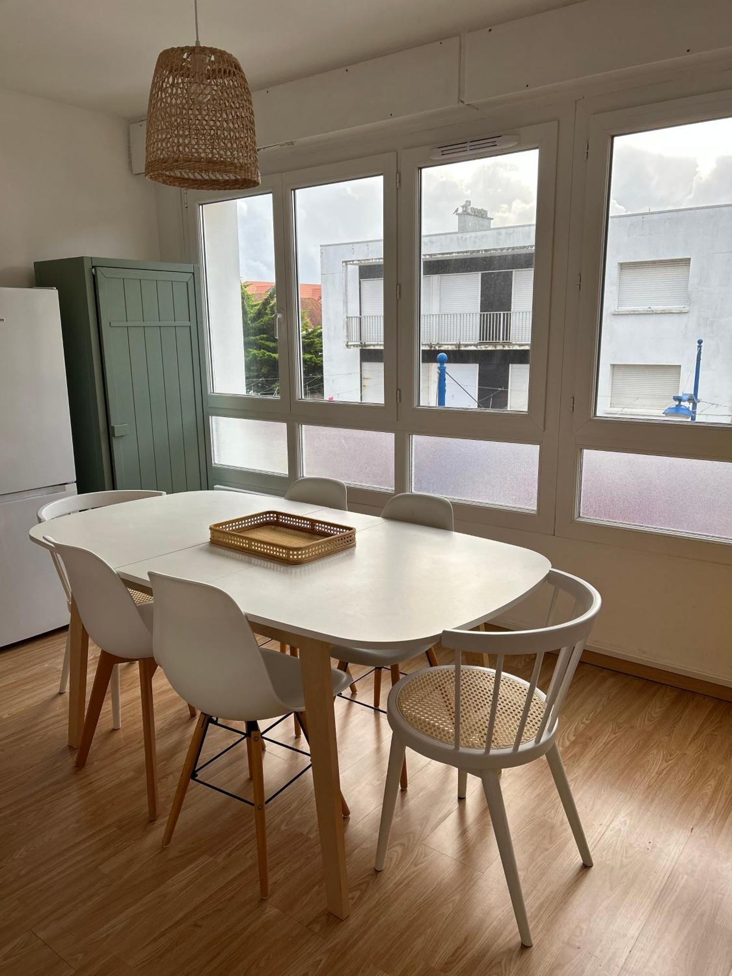 Appartement B De Charme Lumineux Нефшатель-Ардело Екстер'єр фото